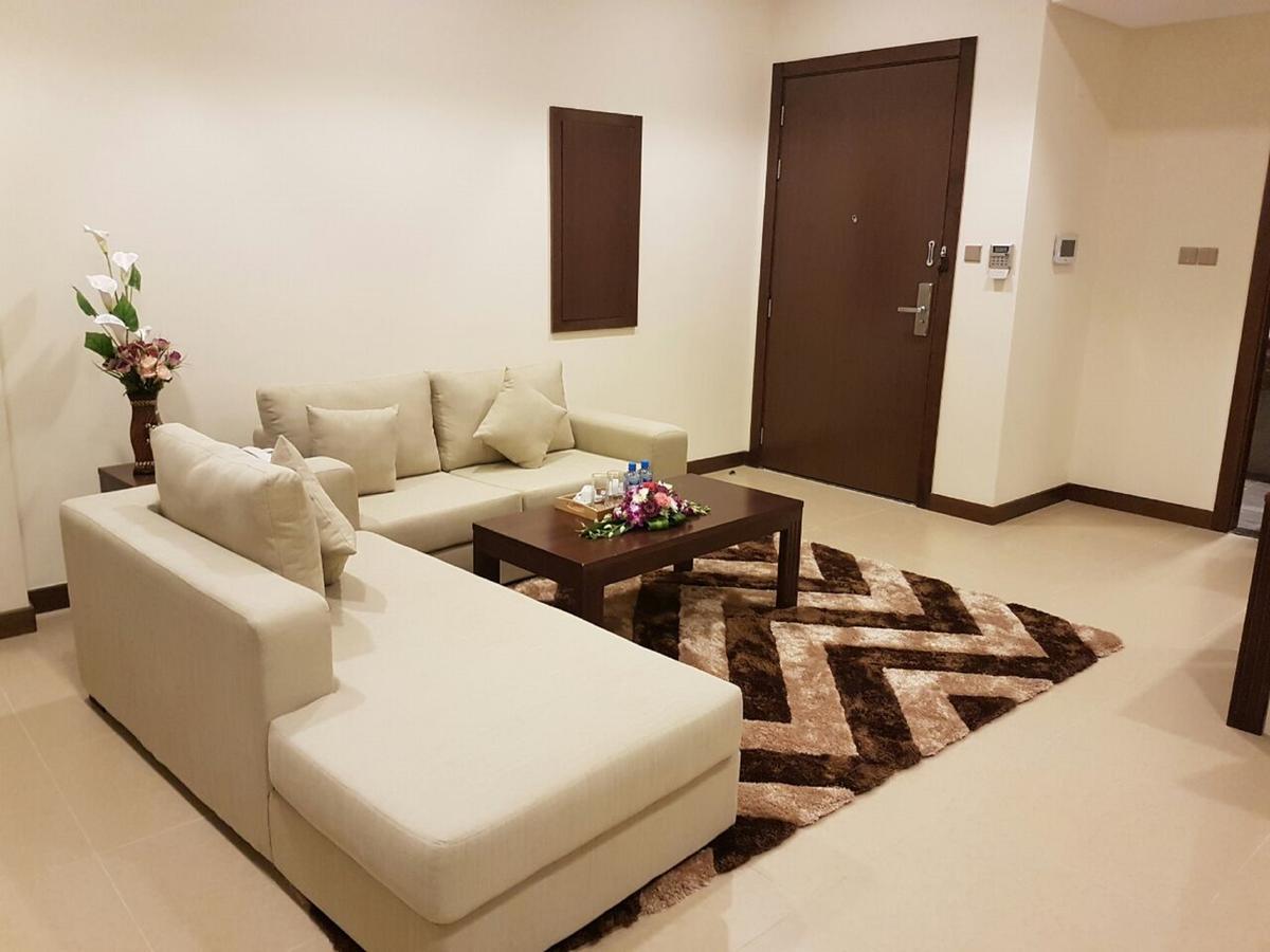 Cielo Tower Aparthotel Manama Exterior photo