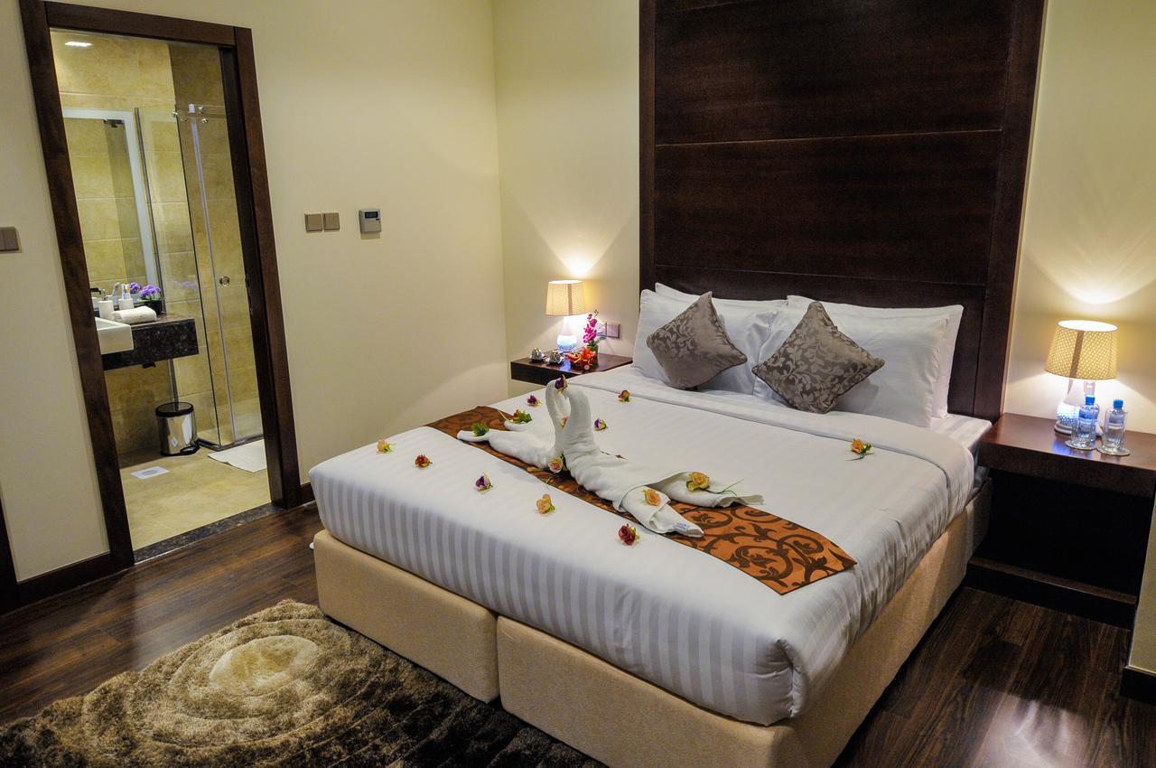 Cielo Tower Aparthotel Manama Exterior photo
