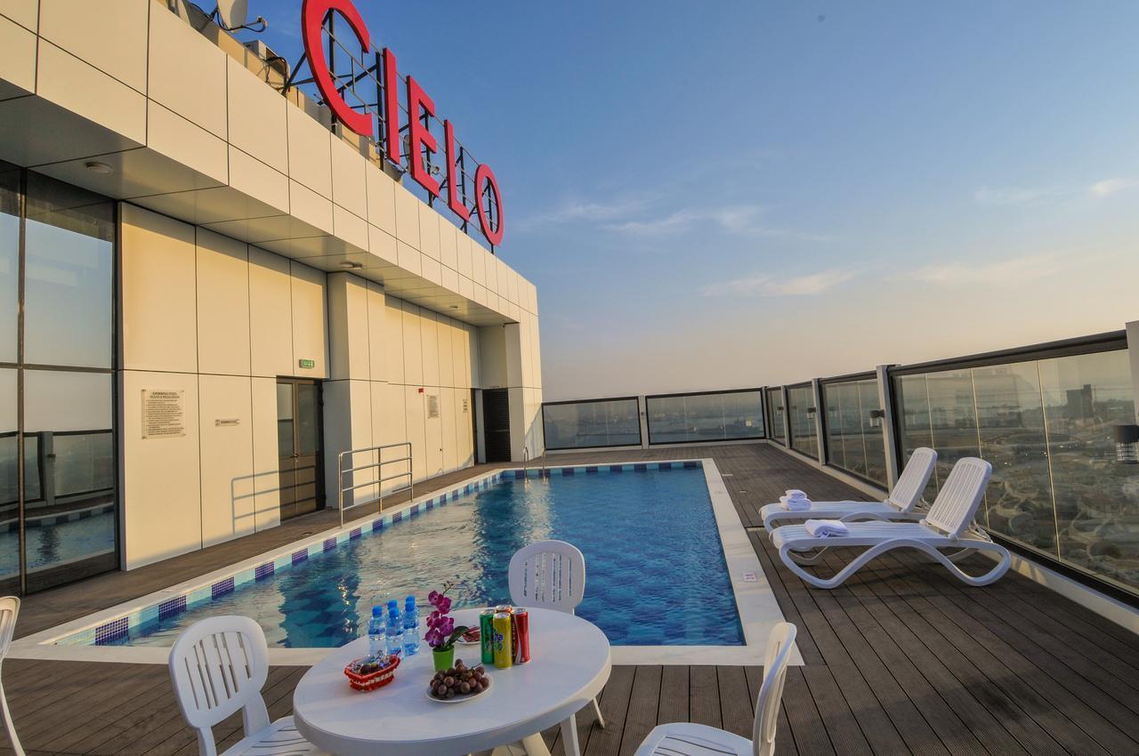 Cielo Tower Aparthotel Manama Exterior photo